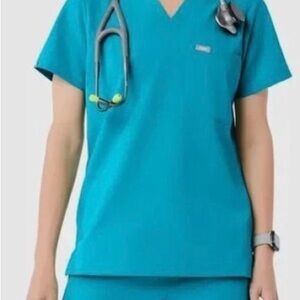 New Figs Teal Scrub Catarina Top Size S